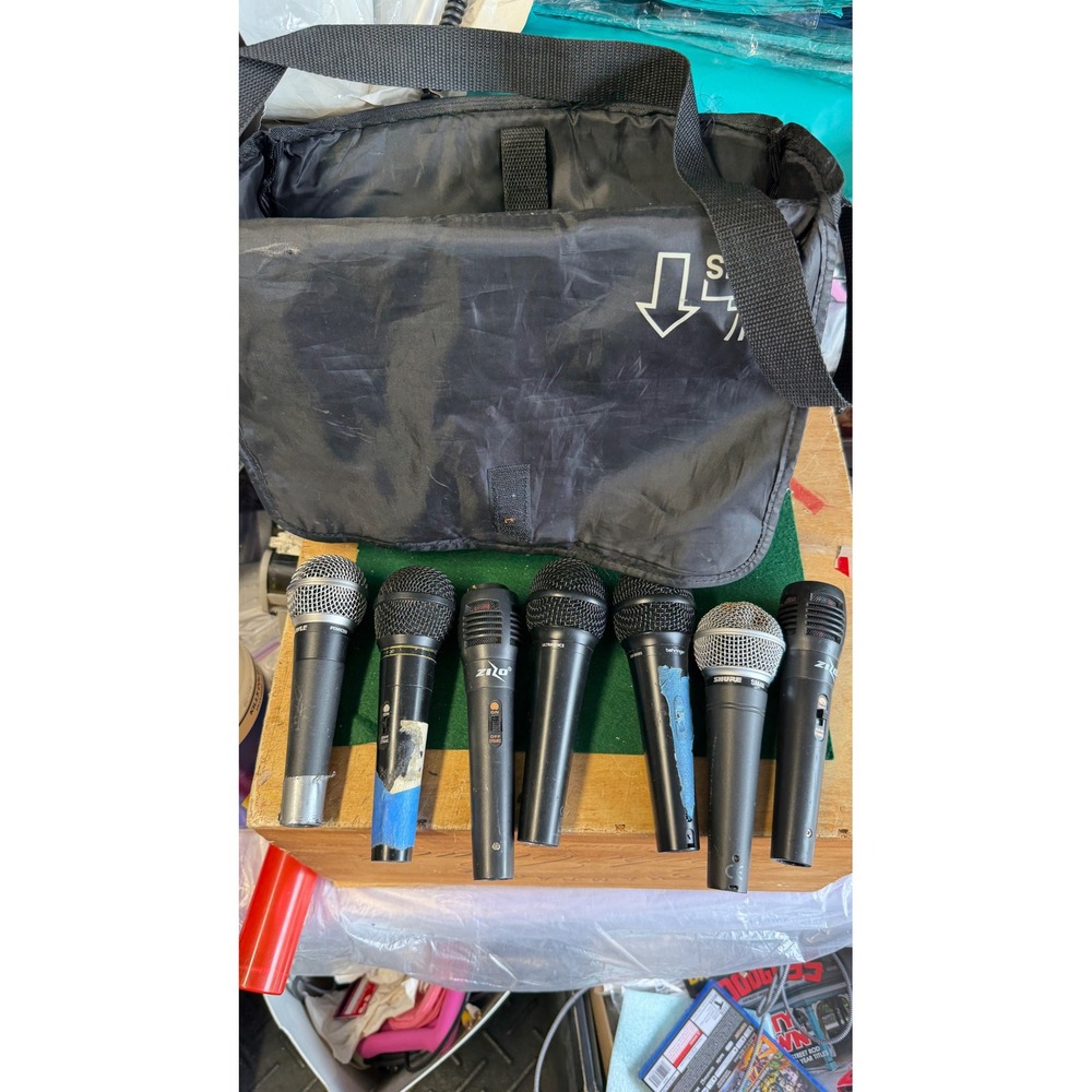 Lot of 7 Microphones Shure SM48 Behringer XM1800S Zilo Pyle with Carrying Bag
